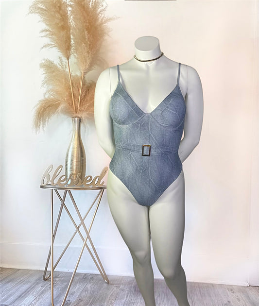 Chasing Summer Curve Swimsuit